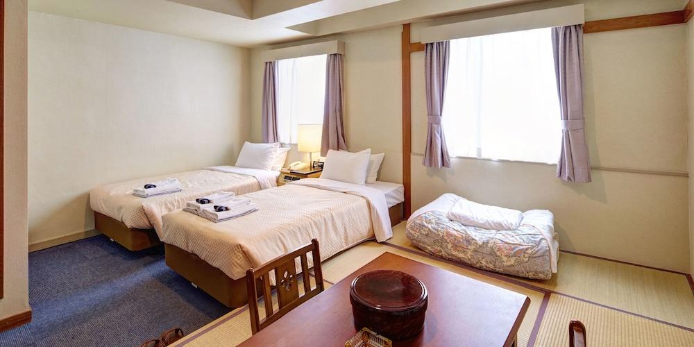 Okinawa Sun Plaza Hotel Naha Exterior photo