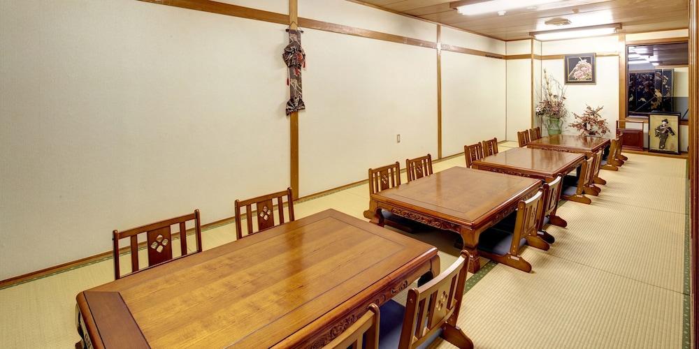 Okinawa Sun Plaza Hotel Naha Exterior photo