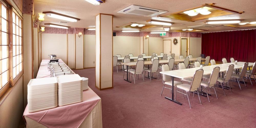 Okinawa Sun Plaza Hotel Naha Exterior photo
